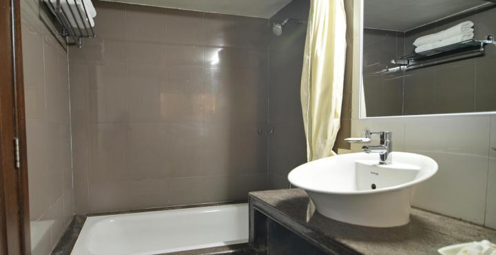 Ambience Executive Hotell Pimpri-Chinchwad Eksteriør bilde
