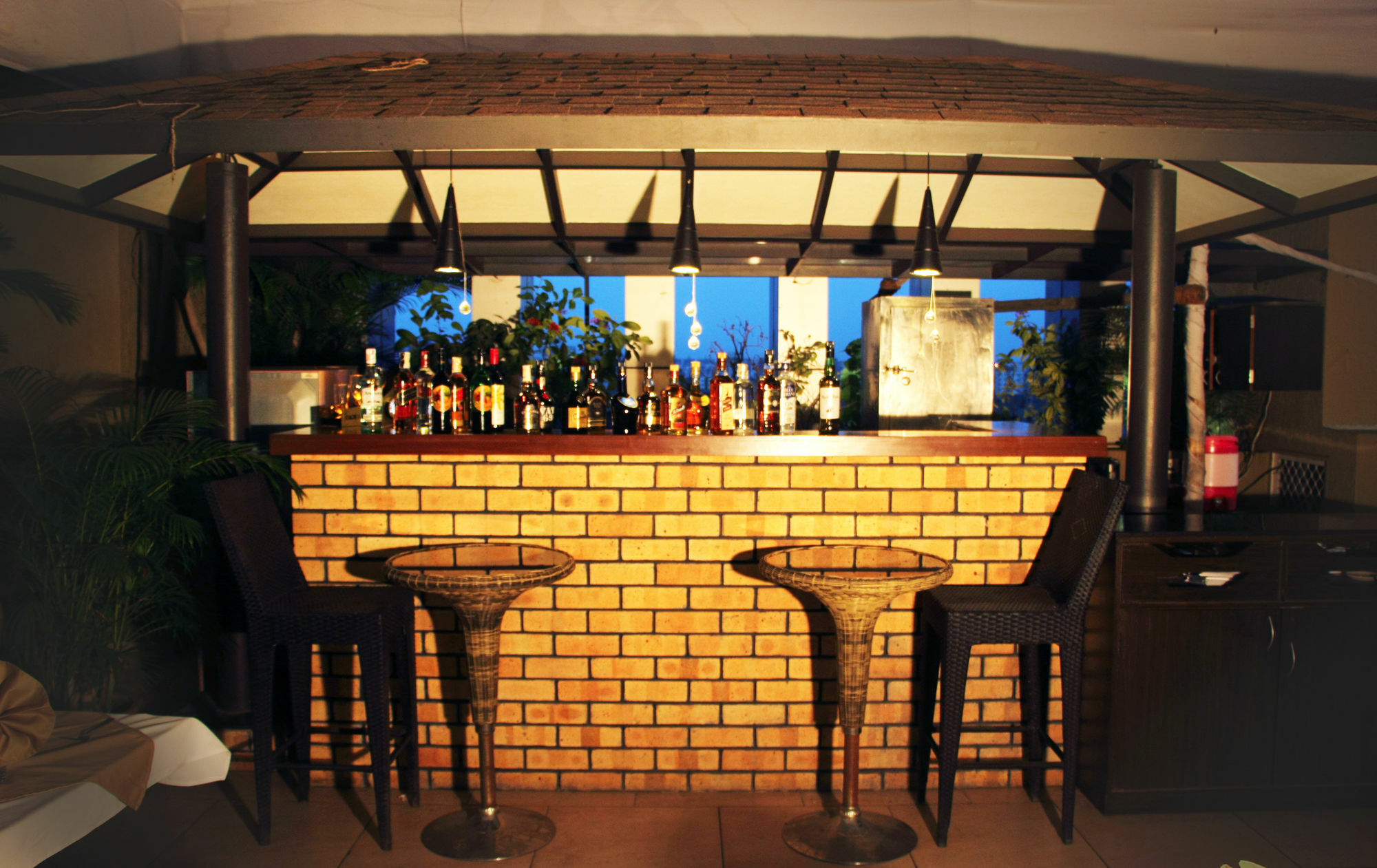 Ambience Executive Hotell Pimpri-Chinchwad Eksteriør bilde